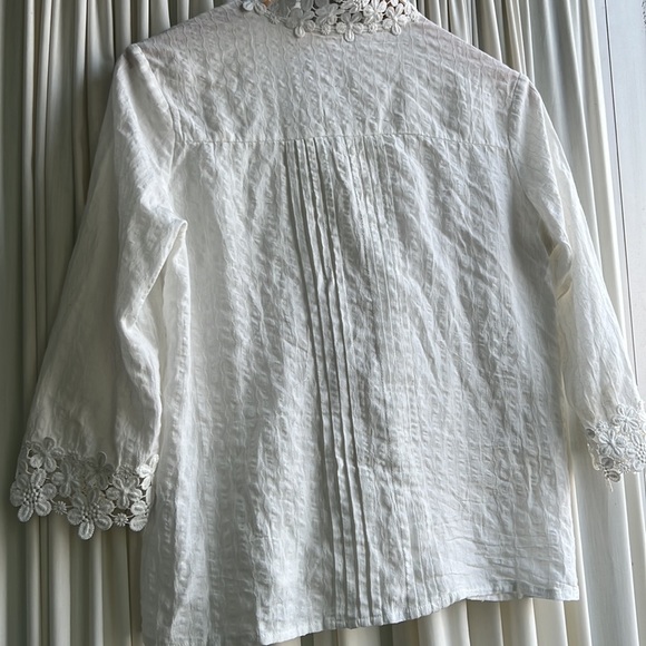 POL - size small - white blouse with intricate details around collar & sleeves - Picture 4 of 7
